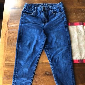 Women’s AE High Wasted Curvy Jegging